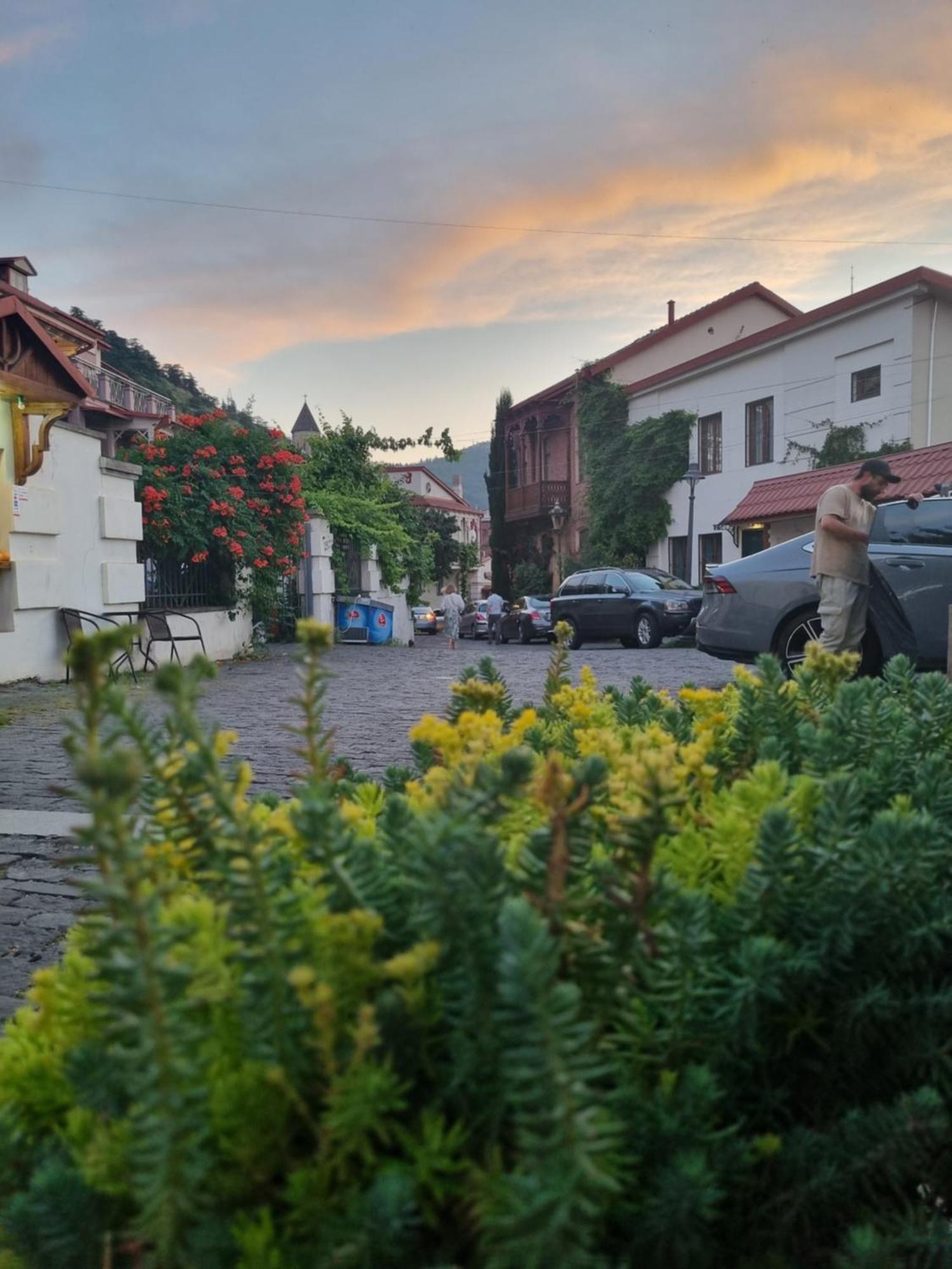 Betlemi25 Hostel Tbilisi Exterior photo