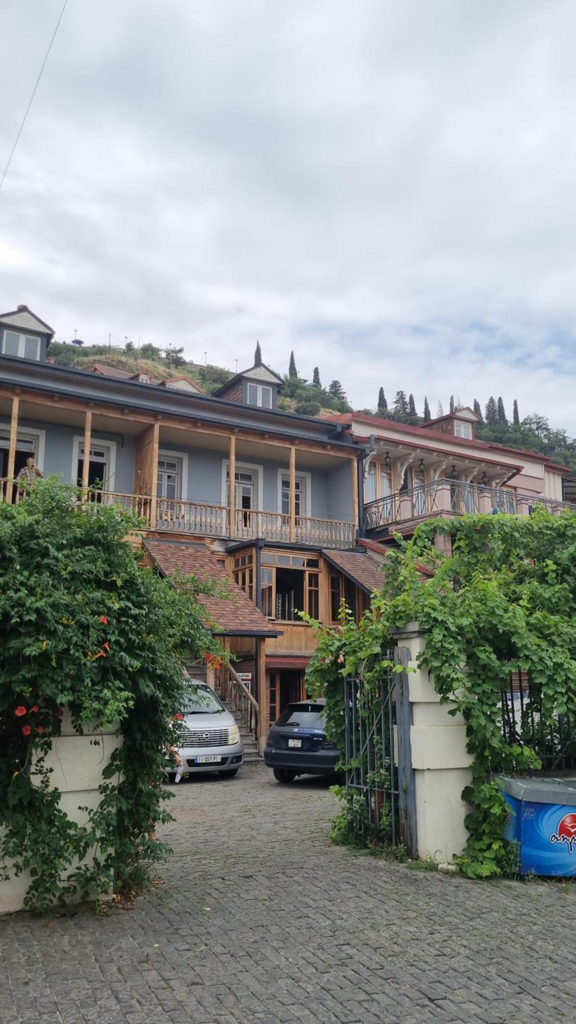 Betlemi25 Hostel Tbilisi Exterior photo